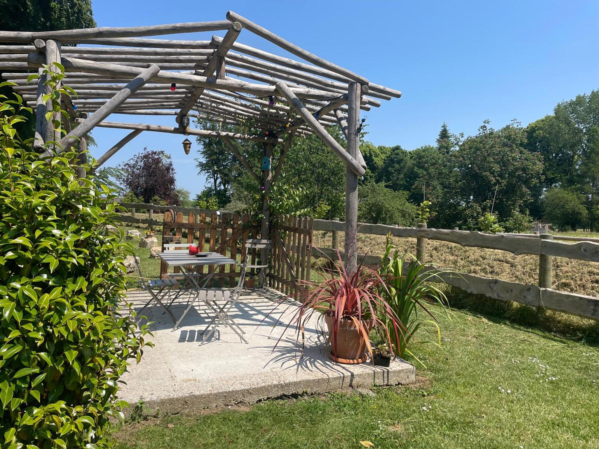 Le Clos Du Val A Loup Benarville Exterior photo